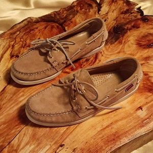 Authentic Sebago Docksides Men's 8.5 shoes